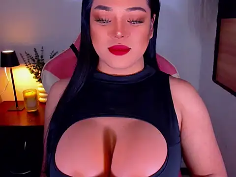 Snapshot of Zandralopez chatting on March 24, 10:48 pm Zandralopez online show from March 24, 10:48 pm