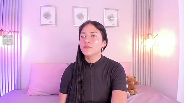 Snapshot of Sallyrosee_ chatting on July 17, 4:23 pm Sallyrosee online show from July 17, 4:23 pm