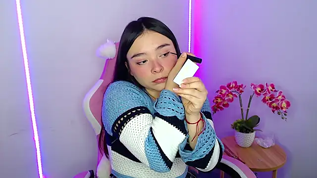 Nahia Brm online show from April 7, 3:01 pm