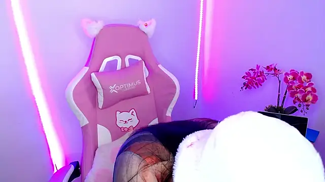 Nahia Brm online show from April 24, 3:03 pm