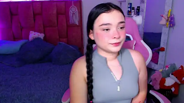 Snapshot of Nahia_Brm chatting on July 28, 3:21 pm Nahia Brm online show from July 28, 3:21 pm