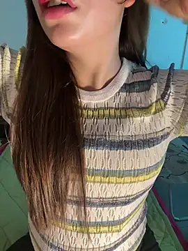 Snapshot of Xukaa_2k chatting on April 21, 7:47 am Xukaa 2k online show from April 21, 7:47 am