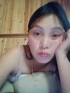 Snapshot of Abi-ni chatting on May 16, 12:51 am Abi-ni online show from May 16, 12:51 am