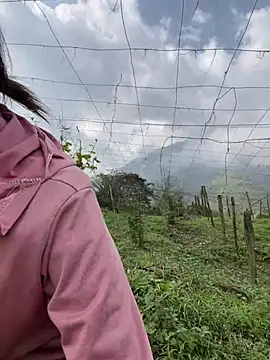 Sullyy lux online show from March 18, 2:26 am