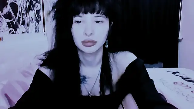 Snapshot of AllisonDeetz chatting on June 5, 3:29 pm AllisonDeetz online show from June 5, 3:29 pm
