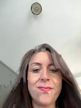 skarletthorne online show from March 26, 7:47 am