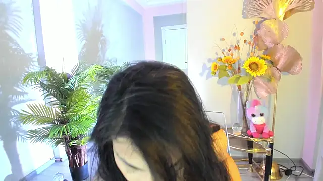 Snapshot of MissSiennaa chatting on June 23, 4:21 am MissSiennaa online show from June 23, 4:21 am