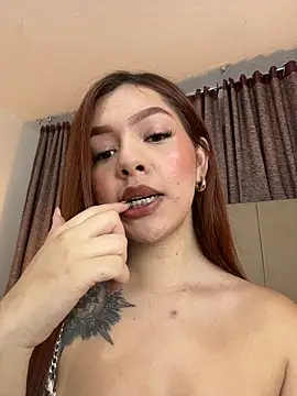 Snapshot of alana_gv chatting on June 19, 1:15 pm alana gv online show from June 19, 1:15 pm
