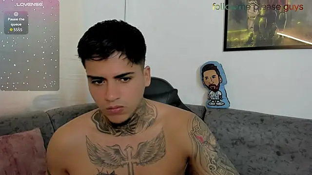 Snapshot of sweetlatinoboy chatting on June 17, 1:12 pm sweetlatinoboy online show from June 17, 1:12 pm