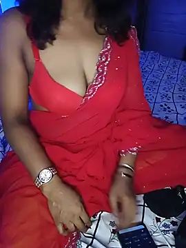 Snapshot of mayakapoor880 chatting on May 15, 5:42 pm mayakapoor880 online show from May 15, 5:42 pm