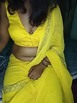 Snapshot of mayakapoor880 chatting on June 5, 6:46 pm mayakapoor880 online show from June 5, 6:46 pm
