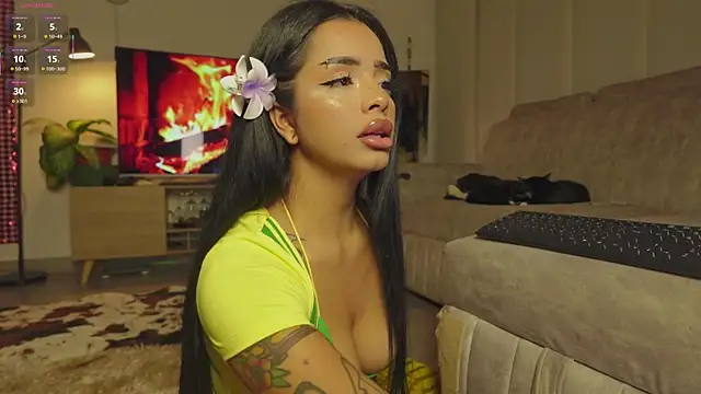 Snapshot of Amapola_999 chatting on May 8, 1:00 am Amapola 999 online show from May 8, 1:00 am