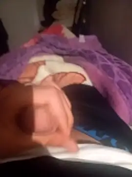 Snapshot of Diaaeddne chatting on March 28, 9:58 pm Diaaeddne online show from March 28, 9:58 pm