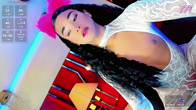 Snapshot of Paola_Delfino chatting on April 4, 11:51 am Paola Delfino online show from April 4, 11:51 am