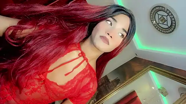 Snapshot of Paola_Delfino chatting on April 29, 5:30 pm Paola Delfino online show from April 29, 5:30 pm