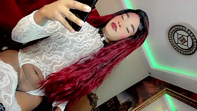 Snapshot of Paola_Delfino chatting on May 3, 10:54 am Paola Delfino online show from May 3, 10:54 am