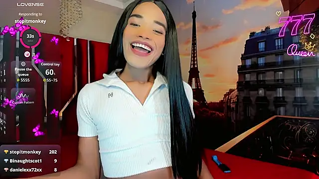 Snapshot of Paola_Delfino chatting on May 17, 10:50 pm Paola Delfino online show from May 17, 10:50 pm