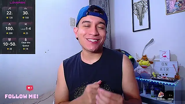 Max Parkerr online show from May 12, 2:03 pm