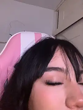 Snapshot of MayyBonita chatting on May 10, 4:34 pm MayyBonita online show from May 10, 4:34 pm