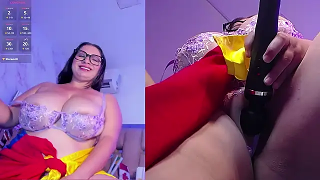 Snapshot of ScarletBlondie chatting on June 23, 1:53 pm ScarletBlondie online show from June 23, 1:53 pm