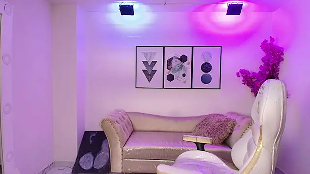 Kitty  meow online show from June 12, 12:26 pm