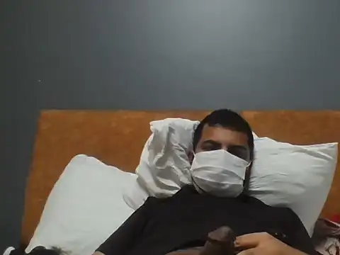 Snapshot of Sezanbadboy chatting on March 16, 11:20 pm Sezanbadboy online show from March 16, 11:20 pm