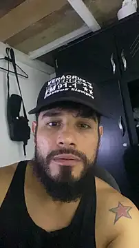 Snapshot of Adgar37 chatting on March 22, 7:39 pm Adgar37 online show from March 22, 7:39 pm