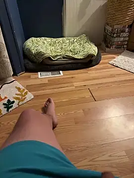 Snapshot of UnCutGrower11 chatting on March 17, 2:16 am UnCutGrower11 online show from March 17, 2:16 am