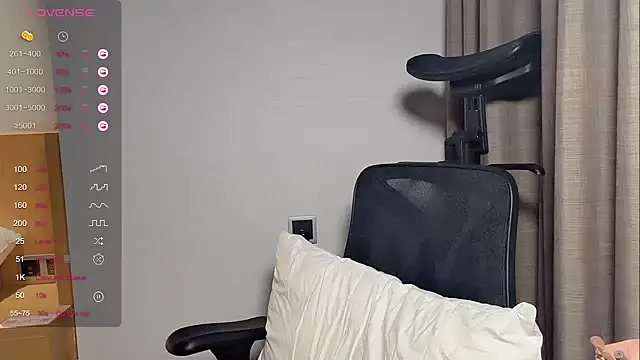 kiki-12 online show from April 3, 11:36 pm