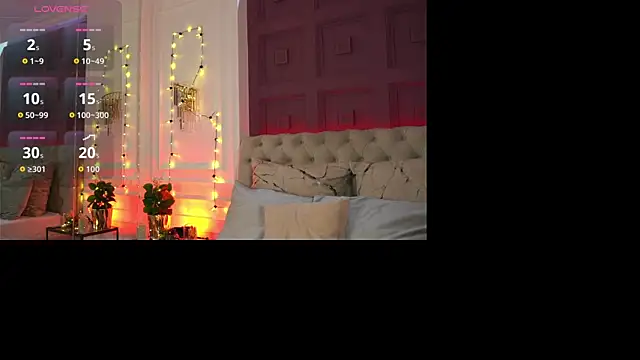 EllieJules online show from July 1, 3:52 am