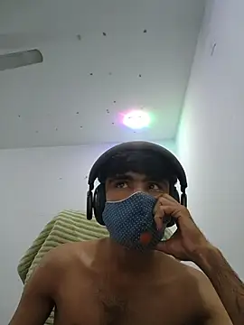 Snapshot of mavin_ chatting on April 20, 10:44 pm mavin online show from April 20, 10:44 pm