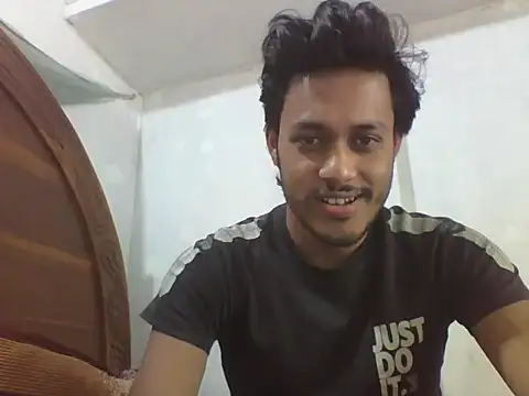 Snapshot of koushik10 chatting on May 6, 8:52 am koushik10 online show from May 6, 8:52 am