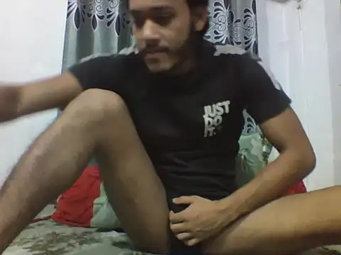 Snapshot of koushik10 chatting on July 13, 4:32 pm koushik10 online show from July 13, 4:32 pm