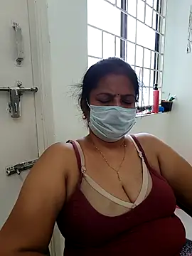 Snapshot of tamil_manjalmaami chatting on June 13, 7:50 am tamil manjalmaami online show from June 13, 7:50 am