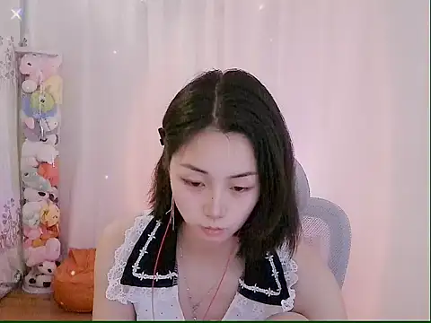 Snapshot of Puresnow chatting on May 27, 1:41 pm Puresnow online show from May 27, 1:41 pm