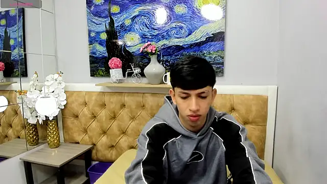 Snapshot of AdrianFranko chatting on July 22, 12:30 pm AdrianFranko online show from July 22, 12:30 pm