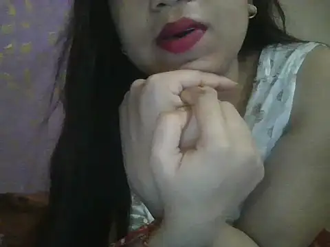 Snapshot of Qween_Seelu chatting on July 25, 3:59 am Qween Seelu online show from July 25, 3:59 am