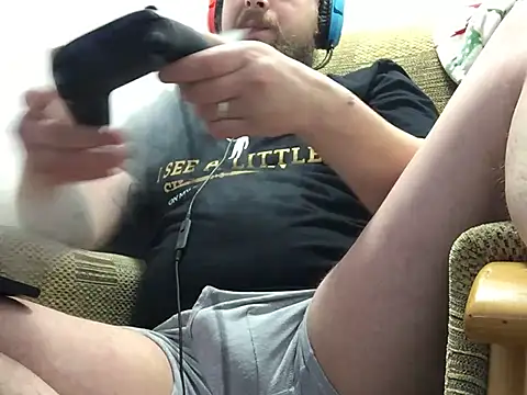 Snapshot of nobbyfilth91 chatting on March 19, 7:40 pm nobbyfilth91 online show from March 19, 7:40 pm