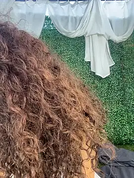 CurlyOopsieXXX online show from June 17, 9:27 pm