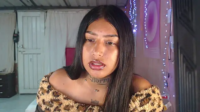 nanasweet01 online show from May 8, 2:17 am