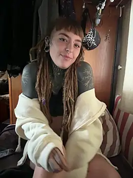 HornyHippy1 online show from May 6, 9:25 am
