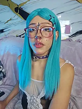 Snapshot of dark_nina__ chatting on July 30, 5:28 am dark nina online show from July 30, 5:28 am