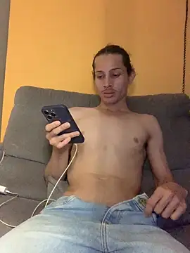 FelipeLipe18 online show from April 23, 2:57 am