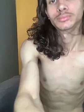 FelipeLipe18 online show from April 29, 8:59 pm