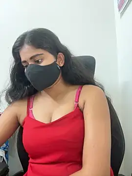 sexy-riyaa43 online show from May 6, 4:56 pm