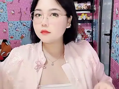 Snapshot of Nhanlu009 chatting on July 16, 12:55 pm Nhanlu009 online show from July 16, 12:55 pm