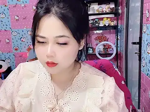 Snapshot of Nhanlu009 chatting on July 17, 12:34 pm Nhanlu009 online show from July 17, 12:34 pm