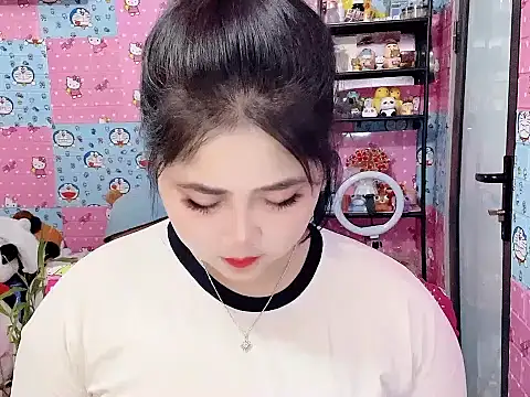 Snapshot of Nhanlu009 chatting on July 20, 12:18 pm Nhanlu009 online show from July 20, 12:18 pm