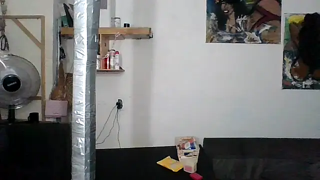 Snapshot of Anna-Cash chatting on May 23, 3:45 am Anna-Cash online show from May 23, 3:45 am