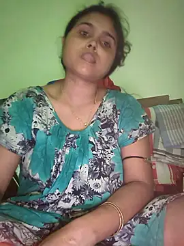 Snapshot of hotbhabhi_0 chatting on April 3, 1:42 pm hotbhabhi 0 online show from April 3, 1:42 pm